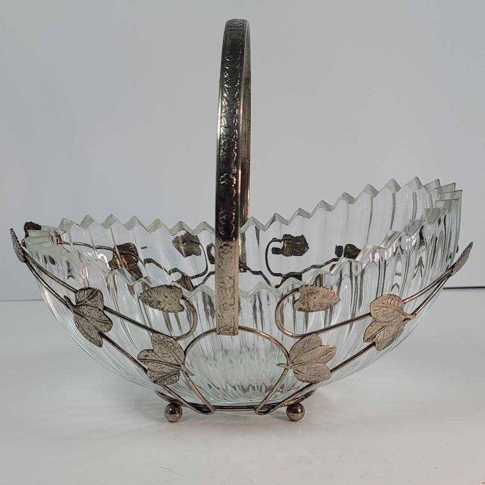 Vintage Eales Sheffield Silverplate Glass Brides Basket Leaf Vine Fluted Bowl